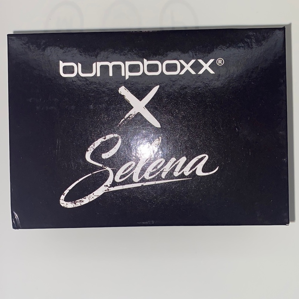 Bumpboxx MicroBoom Wearable Bluetooth Speaker Boombox